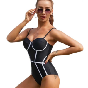 Afslankende badpak met lichte push-up