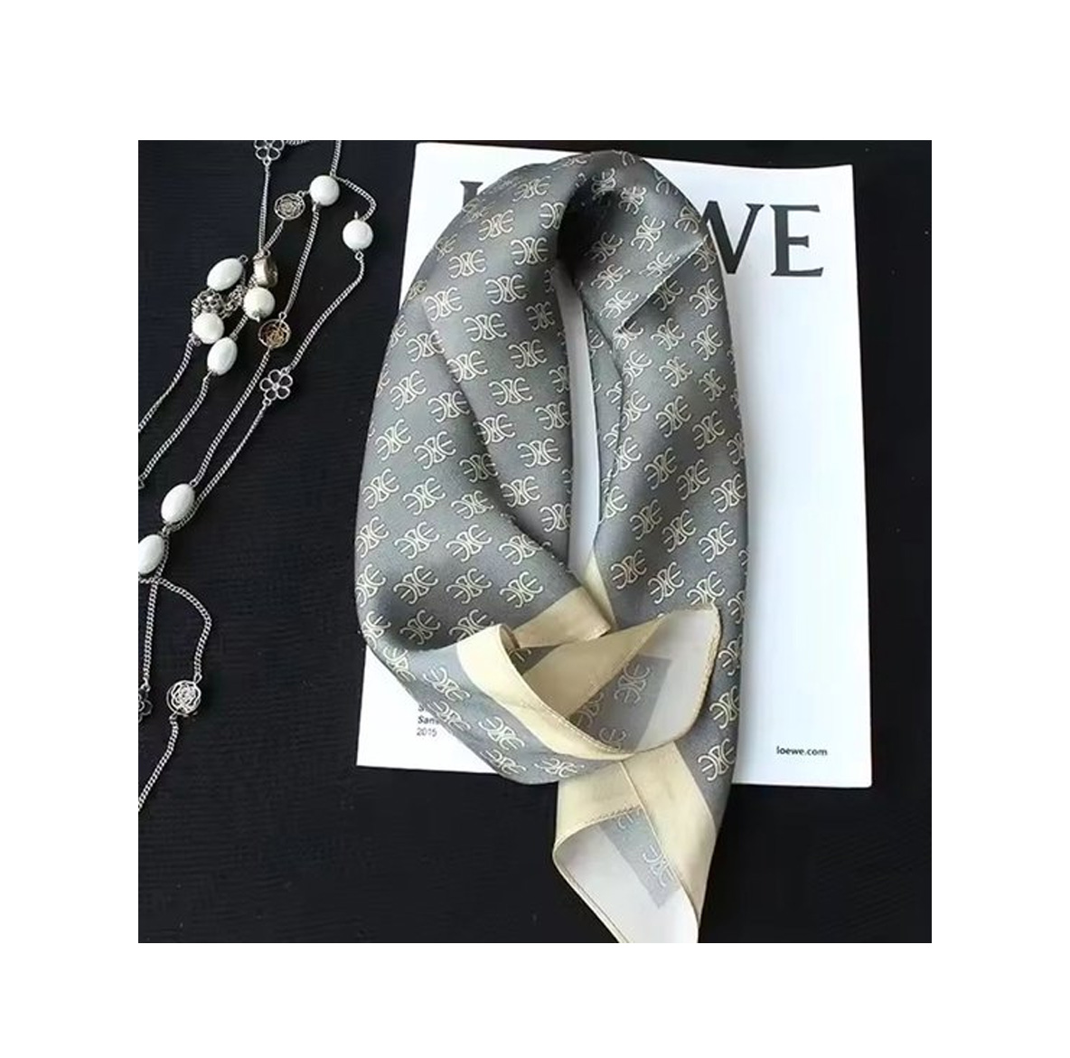 Zijde sjaal - Grijs - Afbeelding 2