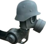 Gasmasker soldaat trekhaak