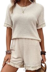 Moderne Kledingset Beige