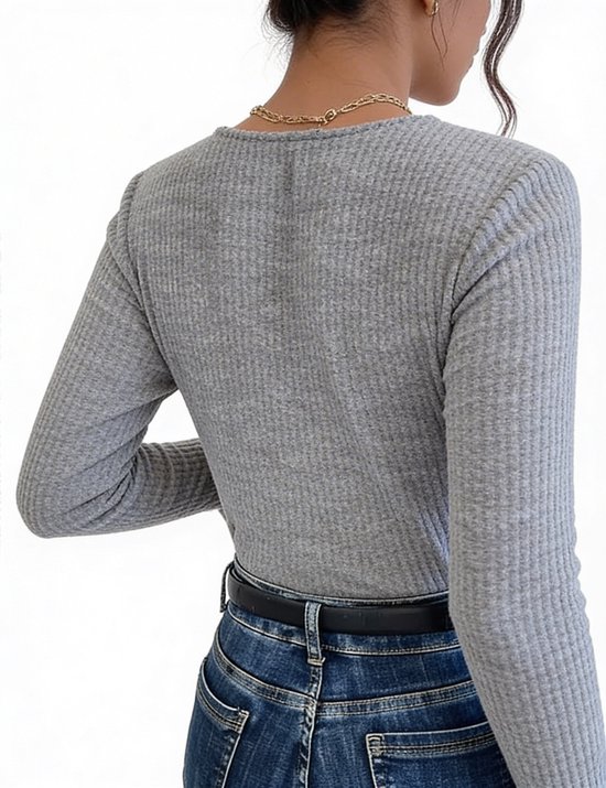 Getailleerde Top met Twist - Afbeelding 2